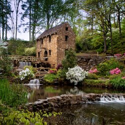 Jigsaw puzzle: Old water mill