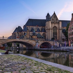 Jigsaw puzzle: Evening in the city of Ghent