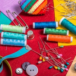 Jigsaw puzzle: Sewing accessories