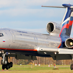 Jigsaw puzzle: Aircraft Tu-154M