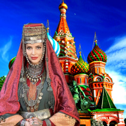 Jigsaw puzzle: Girl in national costume