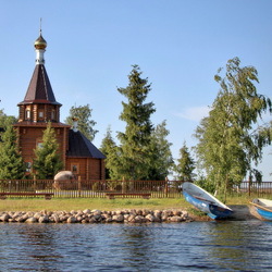 Jigsaw puzzle: Church on the island