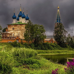 Jigsaw puzzle: After a thunderstorm