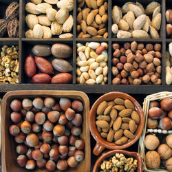 Jigsaw puzzle: Nuts