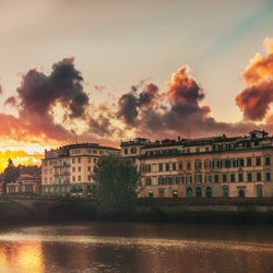 Jigsaw puzzle: Sunset over Florence