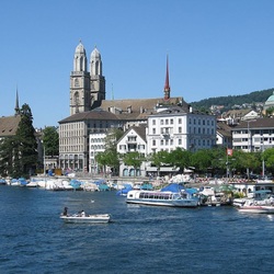 Jigsaw puzzle: Zurich. View of Grossmunster