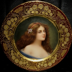 Jigsaw puzzle: Portrait of a girl on porcelain