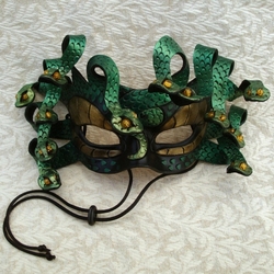 Jigsaw puzzle: Medusa Gorgon Mask