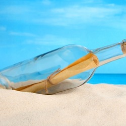 Jigsaw puzzle: Message in a bottle