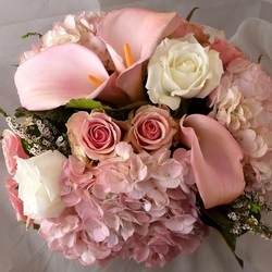 Jigsaw puzzle: Bouquet in pink