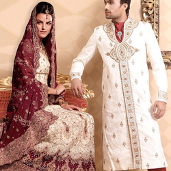 Jigsaw puzzle: Indian wedding suit