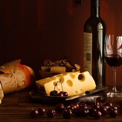 Jigsaw puzzle: Wine and cheese