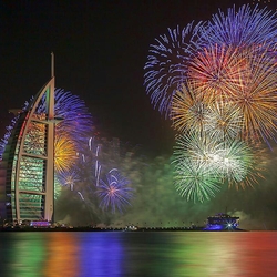 Jigsaw puzzle: Fireworks in Dubai