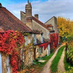 Jigsaw puzzle: Autumn in the village