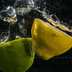 Jigsaw puzzle: Lemon and lime
