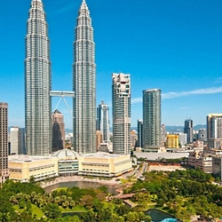 Jigsaw puzzle: Petronas Towers, Kuala Lumpur, Malaysia