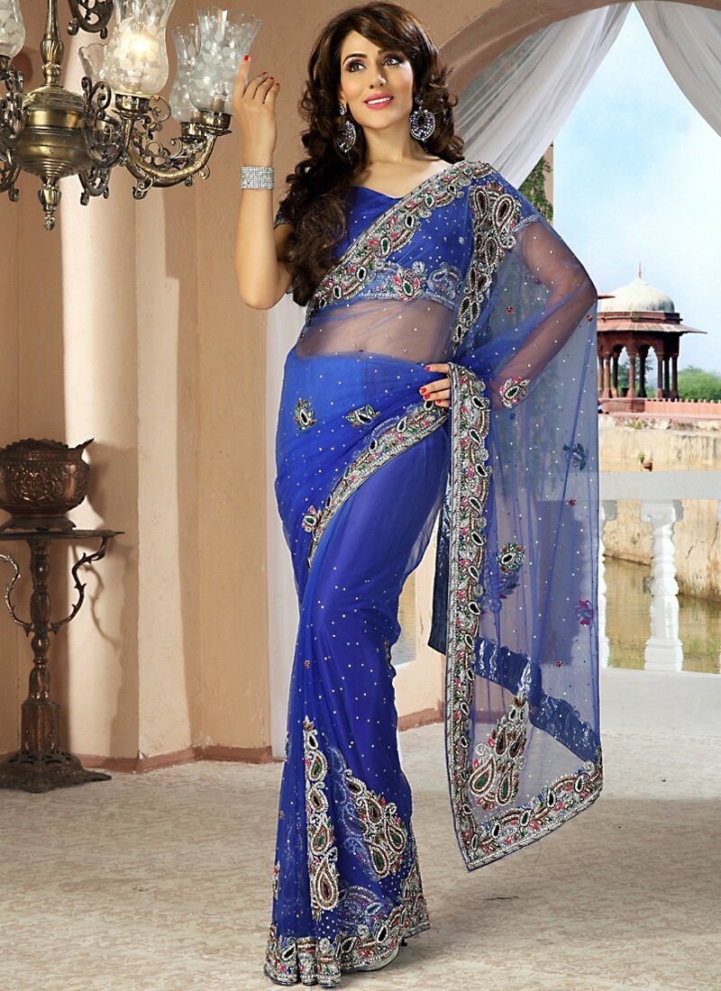 Картинка сари. Индийское Сари. Сари (женская одежда в Индии). Сари индийское богатое. Индийские Сари красивые.