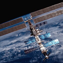 Jigsaw puzzle: Space station