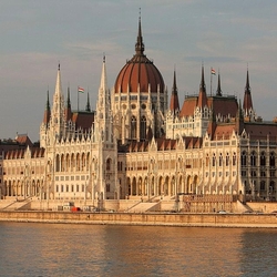 Jigsaw puzzle: Hungarian Parliament Building