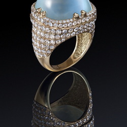 Jigsaw puzzle: Moonstone Ring