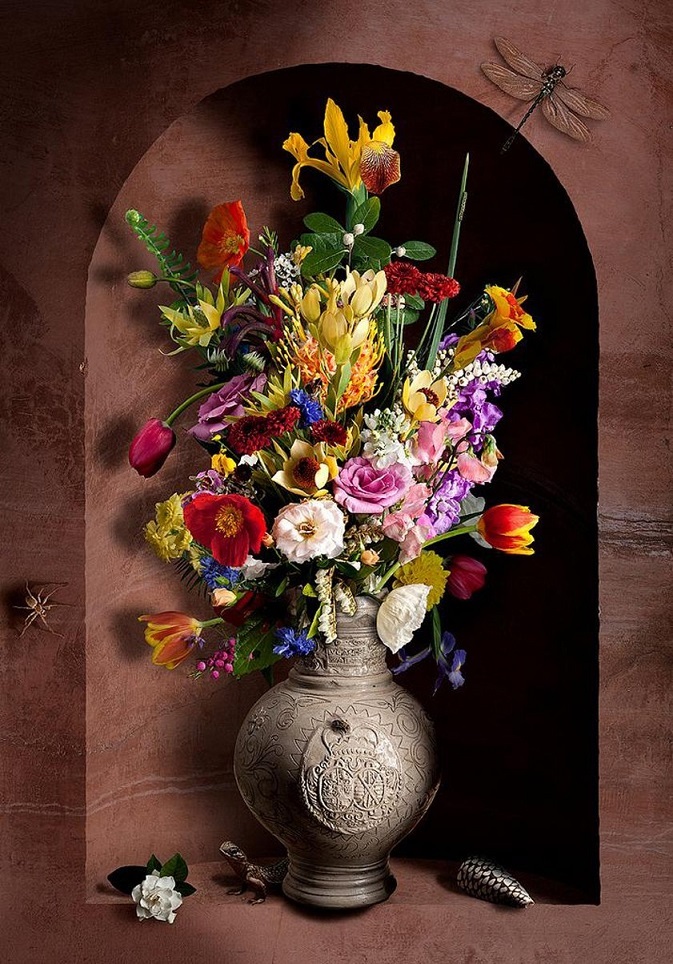 Jigsaw puzzle «Bouquet in a niche» solve jigsaw puzzles online PuzzleIt