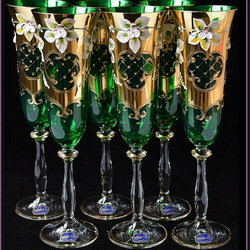 Jigsaw puzzle: Champagne glasses