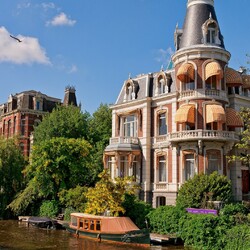 Jigsaw puzzle: Hotel in Amsterdam