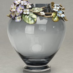 Jigsaw puzzle: Glass vase