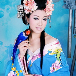 Jigsaw puzzle: Girl in chinese costume