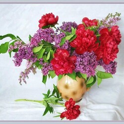 Jigsaw puzzle: Peonies and lilacs