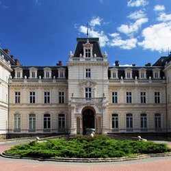 Jigsaw puzzle: The Potocki Palace. Lviv
