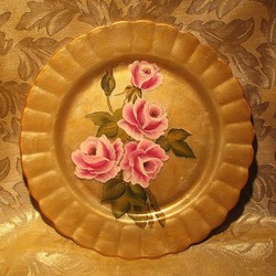 Jigsaw puzzle: Painting on a plate