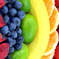 Jigsaw puzzle: Fruit and berry collage