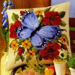 Jigsaw puzzle: Dumka with an embroidered butterfly