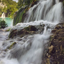 Jigsaw puzzle: Waterfall in Plitvice Park