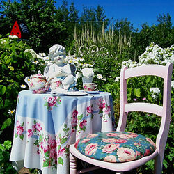 Jigsaw puzzle: Tea drinking in nature