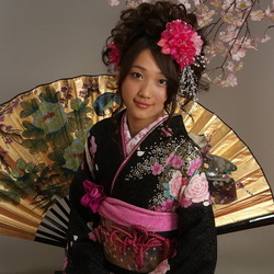 Jigsaw puzzle: Girl in japanese costume