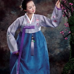 Jigsaw puzzle: Girl in korean costume