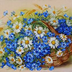 Jigsaw puzzle: Basket with camomiles and cornflowers