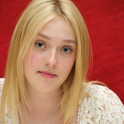 Jigsaw puzzle: Dakota Fanning