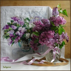 Jigsaw puzzle: Still life with embroidery and lilac