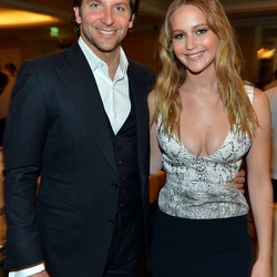 Jigsaw puzzle: Bradley Cooper and Jennifer Lawrence