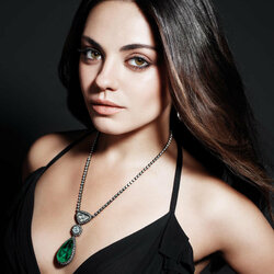 Jigsaw puzzle: Mila Kunis