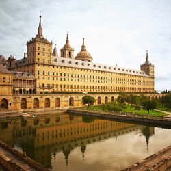 Jigsaw puzzle: Monastery in Spain