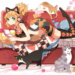 Jigsaw puzzle: Girl and cats
