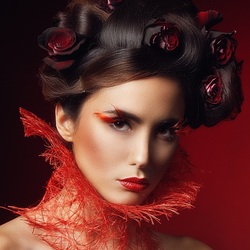 Jigsaw puzzle: Roses in hair