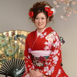 Jigsaw puzzle: Girl in japanese costume