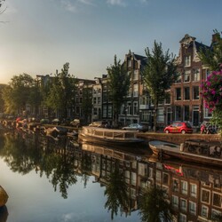 Jigsaw puzzle: Morning in Amsterdam