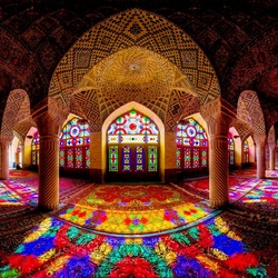 Jigsaw puzzle: Nasir Al-Mulk Mosque, Iran