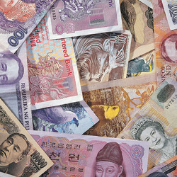 Jigsaw puzzle: Money from different countries